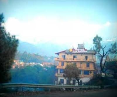 Hotel Raj Golden
